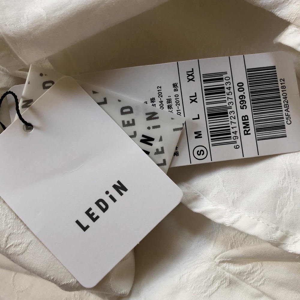 Ledin white dress - Picture 4 of 5